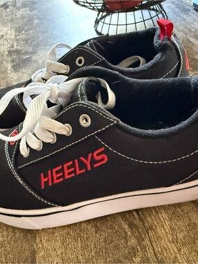 Heelys Black Kids Sneakers with Red Logo and White Laces